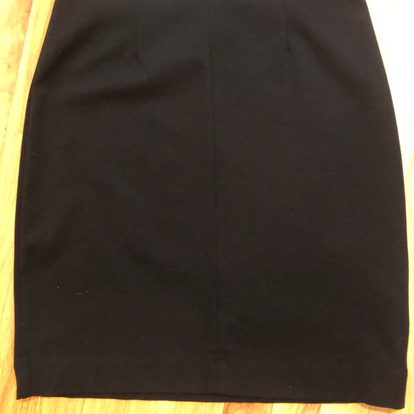 BCBG Maxaxria Off the Shoulder Black and Tan Dress - Picture 5 of 6